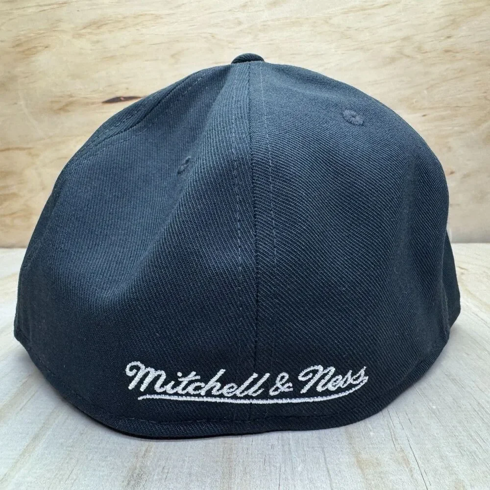 NEW Anaheim Ducks Mitchell & Ness Liberty Fitted Cap Hat Black White Sz 7 5/8